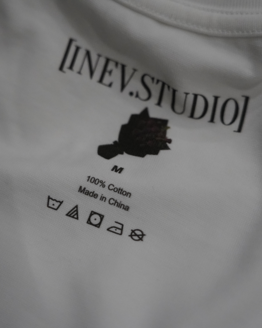 Buy her flowers or I will - Boxy Tee